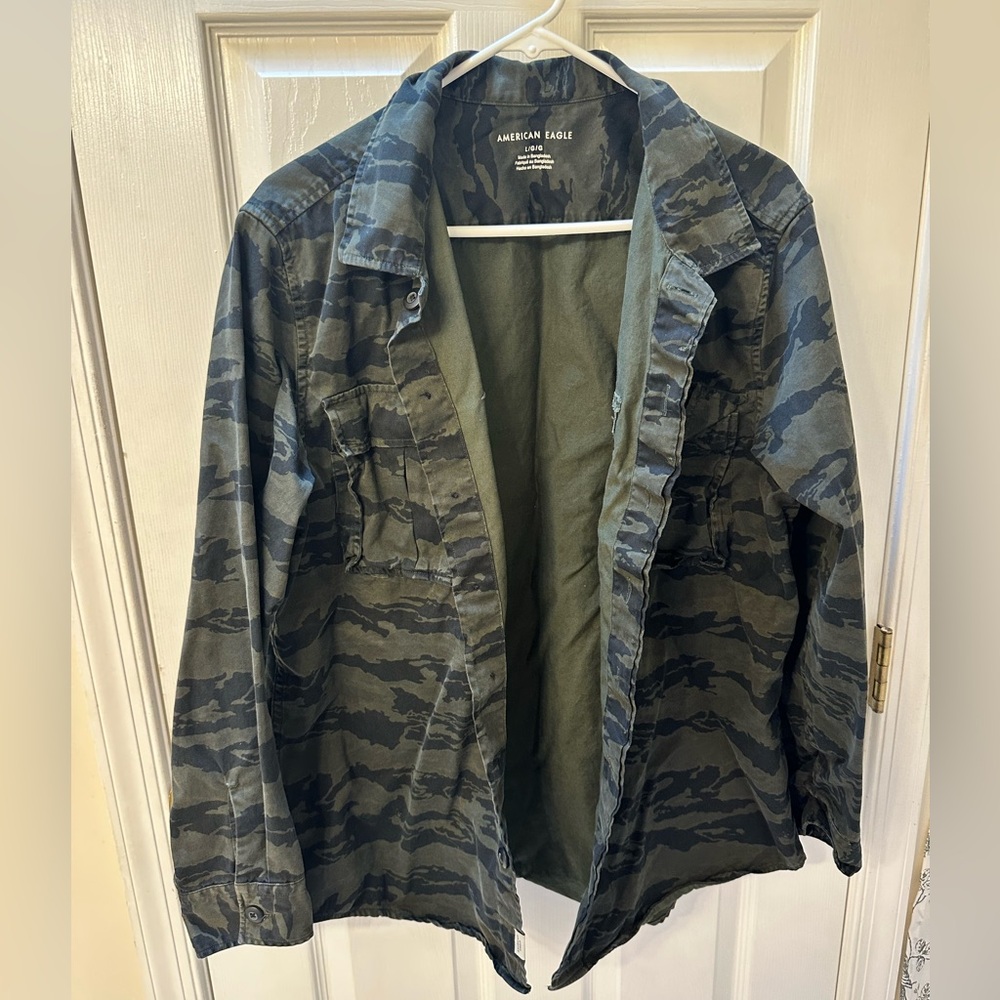 American Eagle Outfitters Dark Camo Jacket